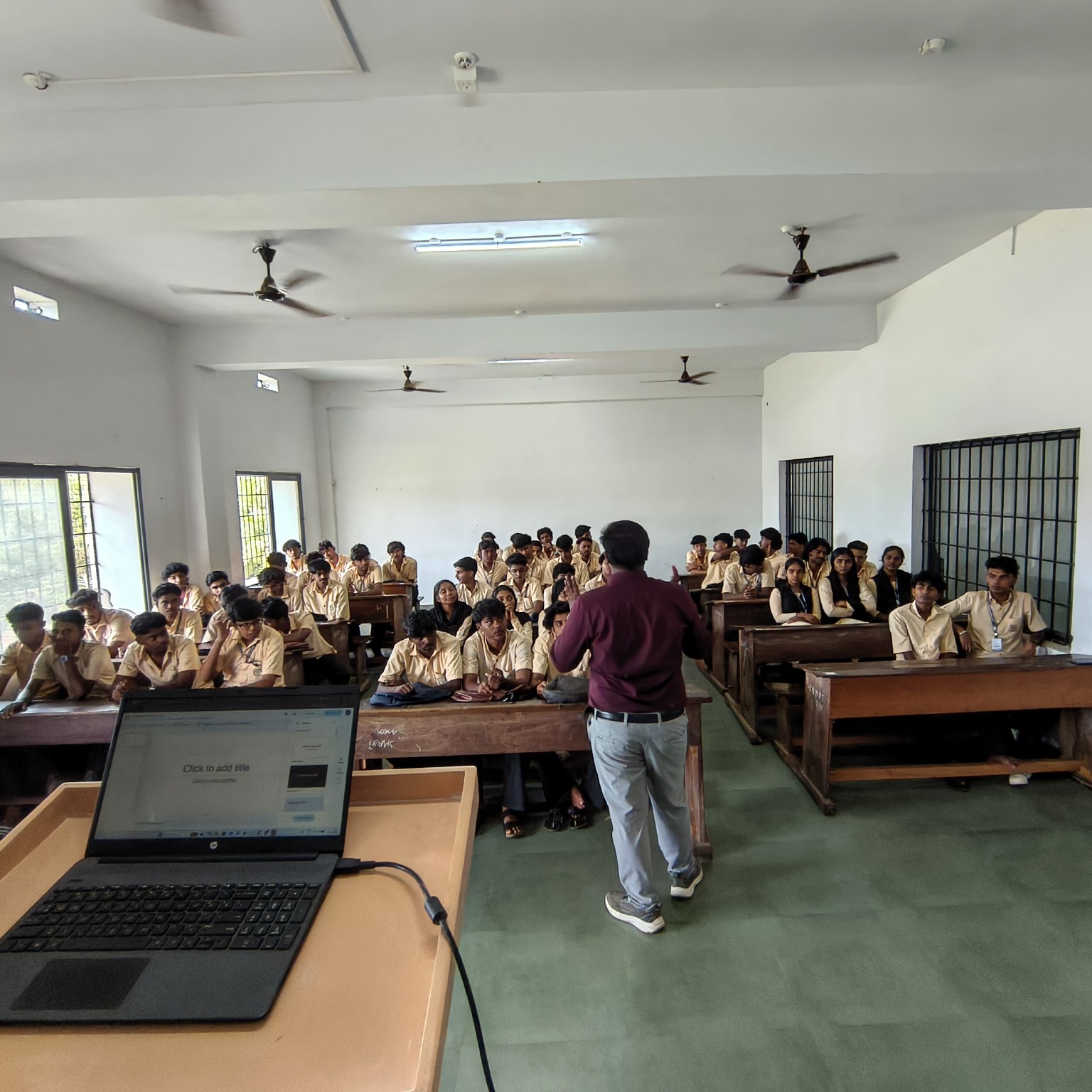 Robotics Workshop at SSM Polytechnic
